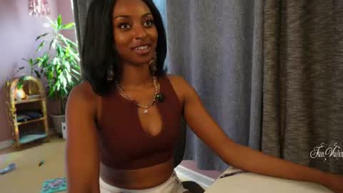 Snapshot of jada_valentine chatting on 07/11/26, 09:49 Jada online show from 07/11/26, 09:49