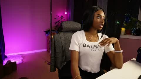 Snapshot of jada_valentine chatting on 07/23/26, 05:27 Jada online show from 07/23/26, 05:27