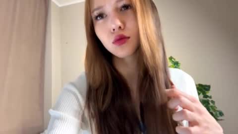 Kate online show from 12/14/25, 01:33