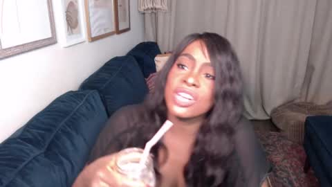 Jade online show from 12/08/24, 11:24