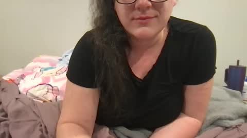 Snapshot of jade_amethyst_star chatting on 11/10/25, 01:04 jade_amethyst_star online show from 11/10/25, 01:04