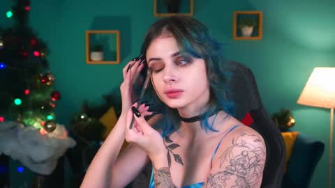 jade_castle online show from 12/29/24, 01:24