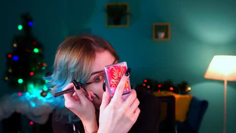 jade_castle online show from 01/07/25, 04:50