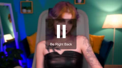 jade_castle online show from 02/01/25, 05:07