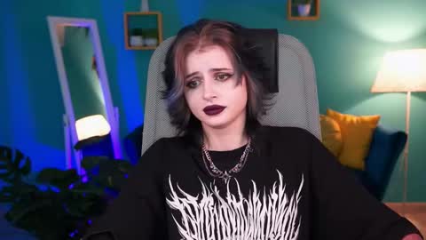 jade_castle online show from 02/11/25, 05:05