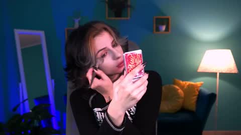 jade_castle online show from 02/18/25, 02:05