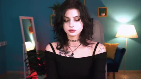 jade_castle online show from 10/15/25, 08:20