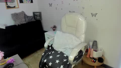 Snapshot of jade_connor chatting on 04/04/26, 09:23 jade_connor online show from 04/04/26, 09:23
