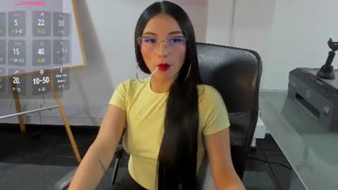 Snapshot of jade_connor chatting on 06/11/26, 09:24 jade_connor online show from 06/11/26, 09:24