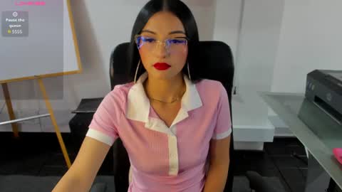 jade_connor online show from 07/06/26, 08:33