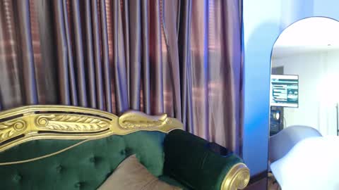 Sara online show from 10/27/25, 12:20