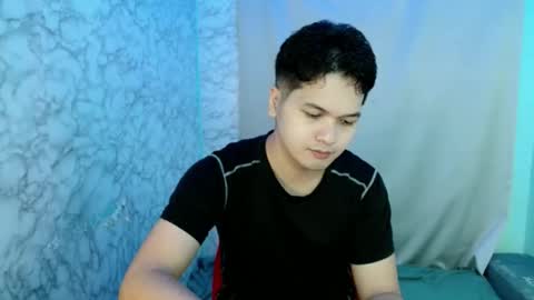 jade_halo online show from 05/28/26, 04:04