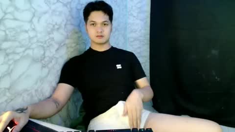 jade_halo online show from 06/01/26, 09:11