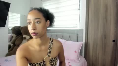 Jade smile online show from 05/23/26, 02:54