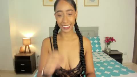 Jade smile online show from 06/06/26, 02:33