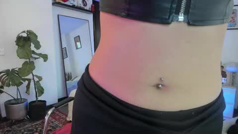 Jade  independent model online show from 05/08/26, 12:10
