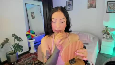 Jade  independent model online show from 05/14/26, 11:50