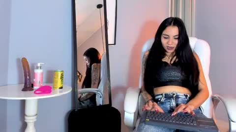 karlla scarlet online show from 12/04/24, 03:37