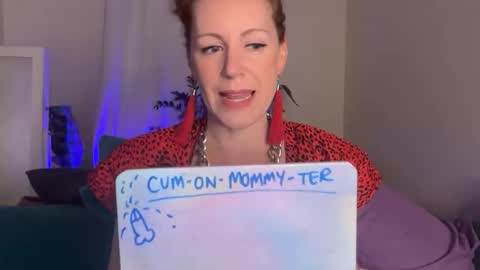 Snapshot of jade_slade chatting on 05/17/26, 08:55 Jade Slade online show from 05/17/26, 08:55