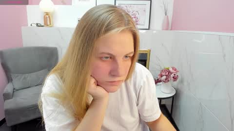 Snapshot of jade_soft chatting on 12/04/24, 09:13 Jade online show from 12/04/24, 09:13