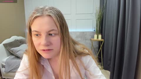 Snapshot of jade_soft chatting on 12/27/24, 08:39 Jade online show from 12/27/24, 08:39