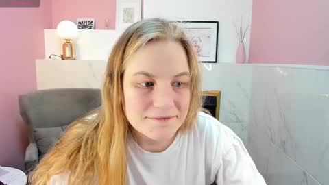 Snapshot of jade_soft chatting on 03/01/25, 08:53 Jade online show from 03/01/25, 08:53