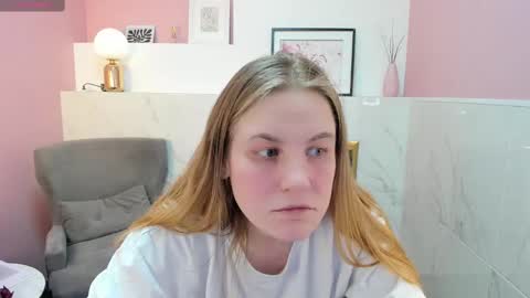 Snapshot of jade_soft chatting on 03/02/25, 03:13 Jade online show from 03/02/25, 03:13