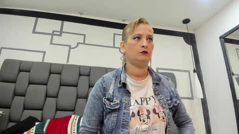 Jade  online show from 12/02/24, 10:39