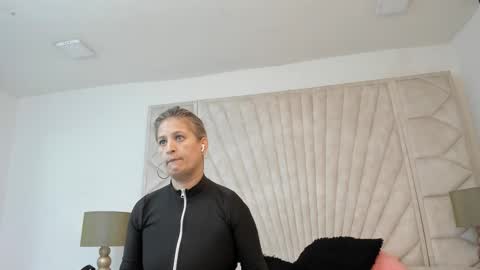 Snapshot of jade_squirt chatting on 09/25/25, 11:36 Jade online show from 09/25/25, 11:36