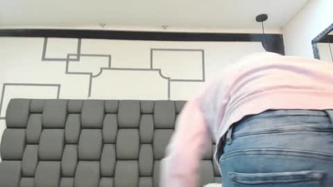 Snapshot of jade_squirt chatting on 10/09/25, 12:03 Jade online show from 10/09/25, 12:03