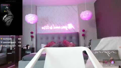 Snapshot of jade_storm_ chatting on 01/10/25, 11:18 JADE online show from 01/10/25, 11:18