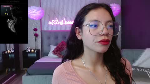 Snapshot of jade_storm_ chatting on 01/28/25, 10:34 JADE online show from 01/28/25, 10:34