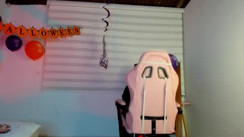 Snapshot of jade_sweetie chatting on 10/24/25, 03:36 Jade online show from 10/24/25, 03:36