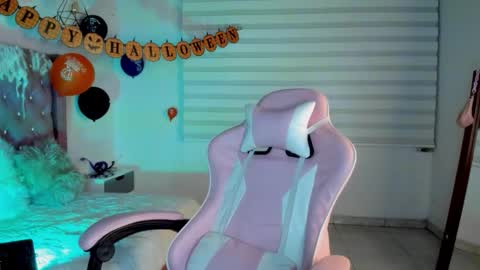 Jade online show from 10/30/25, 02:46