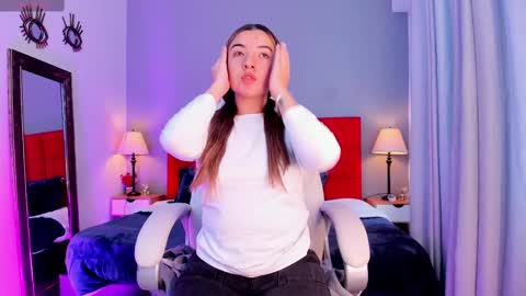 jade_vela online show from 10/15/25, 07:47