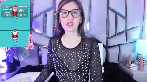 Snapshot of jade_white_ chatting on 12/15/25, 01:37 jade white online show from 12/15/25, 01:37