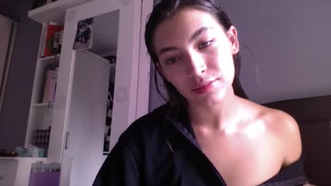 Snapshot of jade_ws chatting on 06/05/26, 09:42 Jade online show from 06/05/26, 09:42