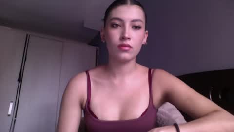 Jade online show from 07/18/26, 09:40