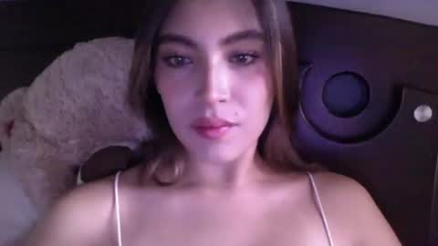Jade online show from 07/19/26, 10:46