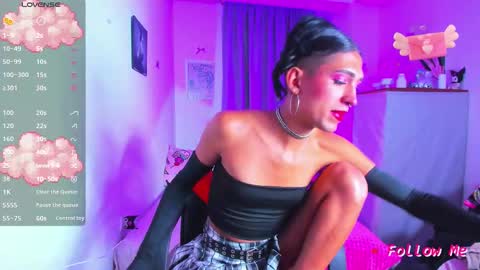 Snapshot of jadebenett chatting on 10/09/25, 02:53 Jade Benett online show from 10/09/25, 02:53