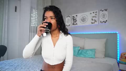 Jade online show from 11/25/25, 09:20