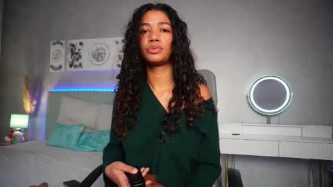 Jade online show from 11/27/25, 08:27