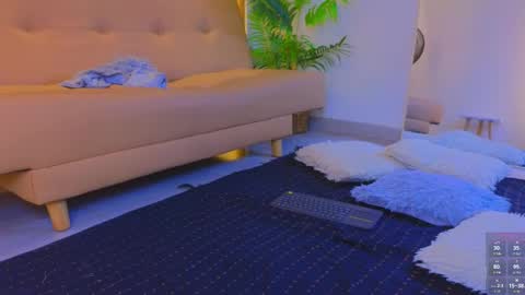 jadee__ online show from 11/23/25, 03:28