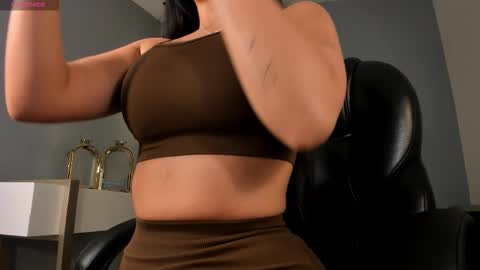 JADE EVANS online show from 10/09/25, 05:44