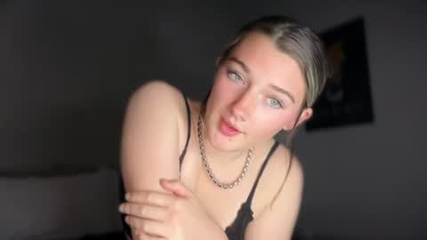 Jade james online show from 06/28/26, 02:50