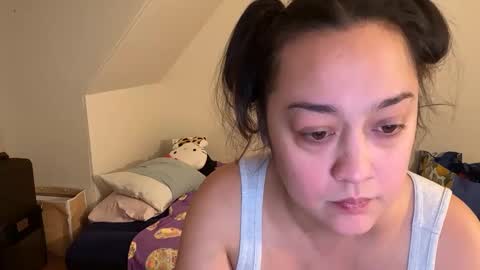 Snapshot of jadelondonxo chatting on 02/07/25, 11:03 Jade online show from 02/07/25, 11:03