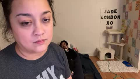 Snapshot of jadelondonxo chatting on 02/27/25, 07:44 Jade online show from 02/27/25, 07:44