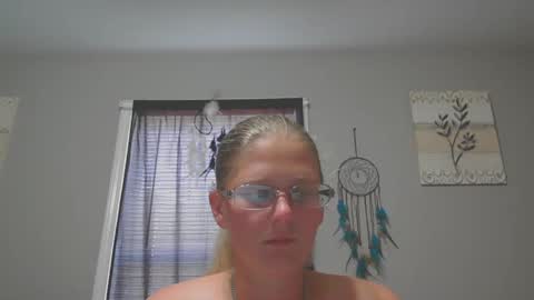 JadeLuv online show from 09/28/25, 06:24