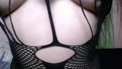 Snapshot of jademadisson chatting on 12/05/25, 03:41 jade online show from 12/05/25, 03:41