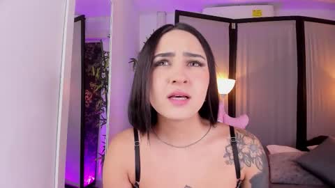 Snapshot of jademorwen chatting on 12/05/25, 07:43 JADE online show from 12/05/25, 07:43